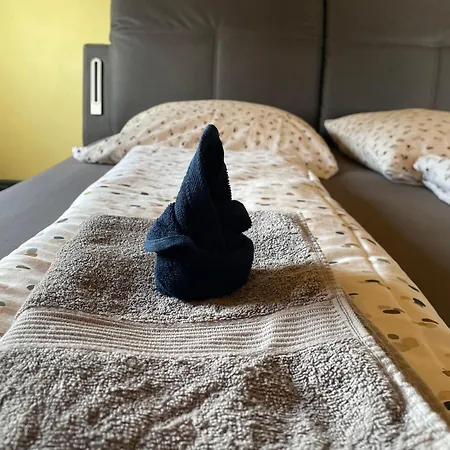 Homestay Roomfortwo Natural